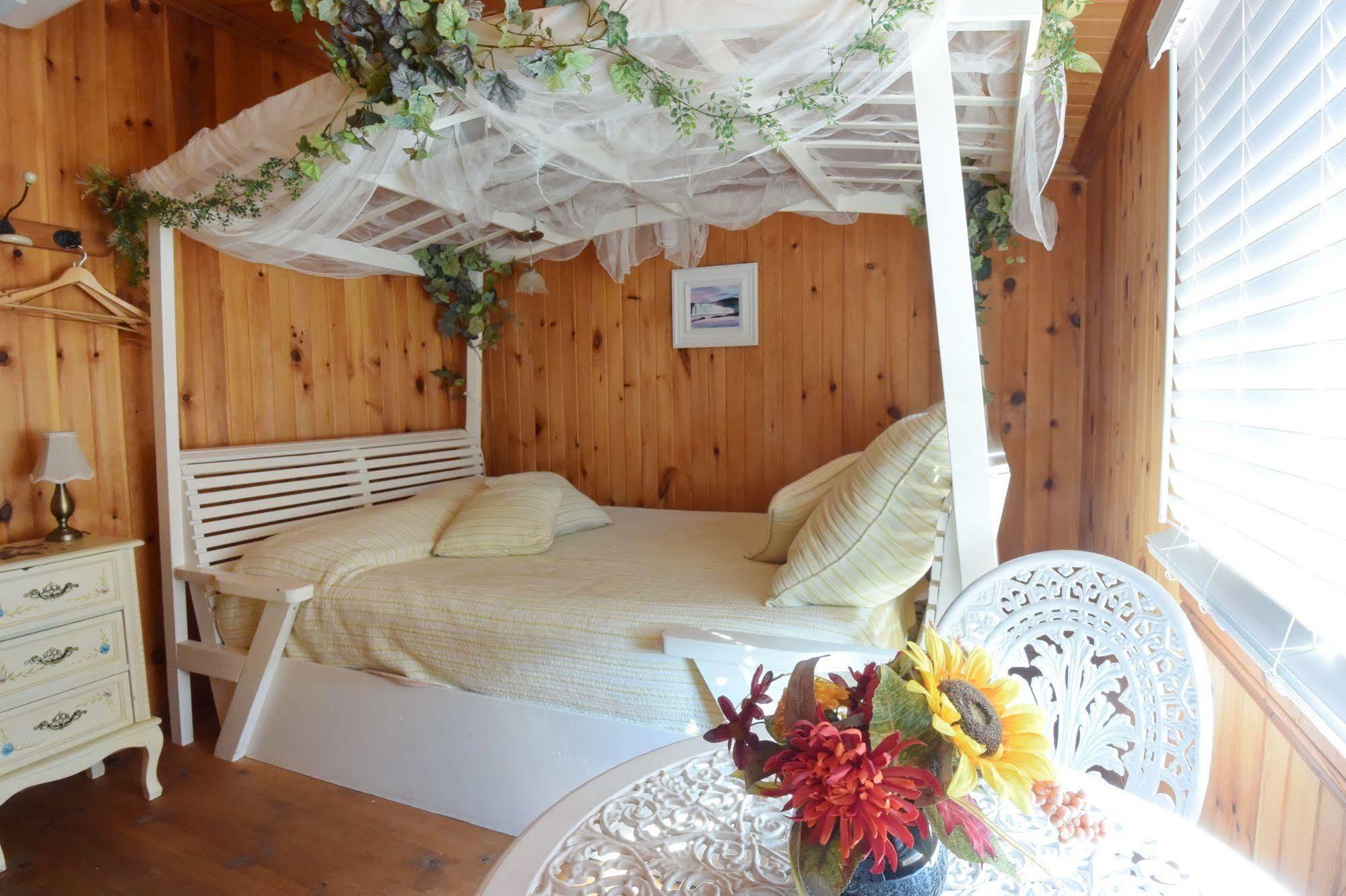 Auberge Papillon Lune Ρίτσμοντ Εξωτερικό φωτογραφία